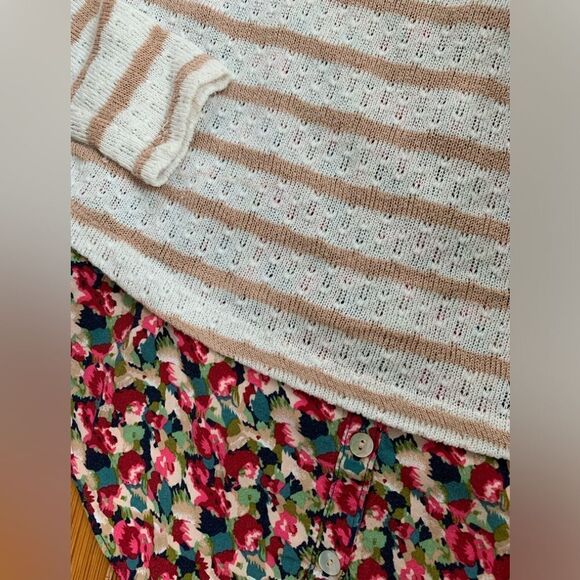 Anthropologie Postmark Top - Picture 4 of 8